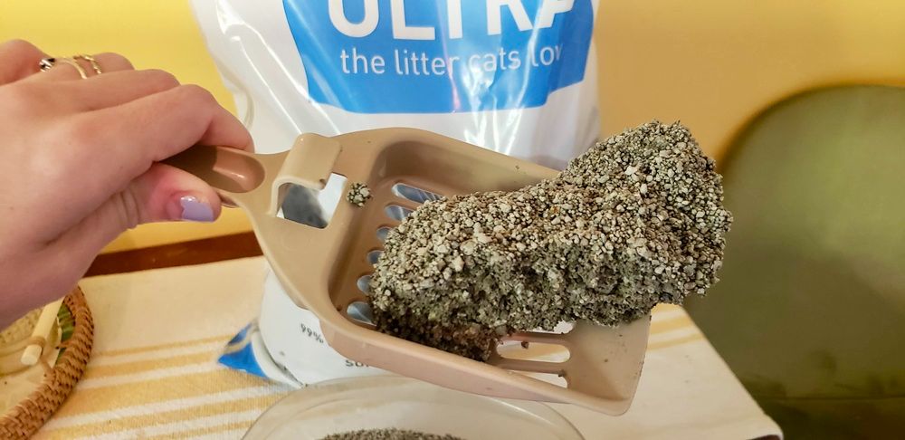 Dr. Elsey’s Ultra Unscented Clumping Clay Cat Litter