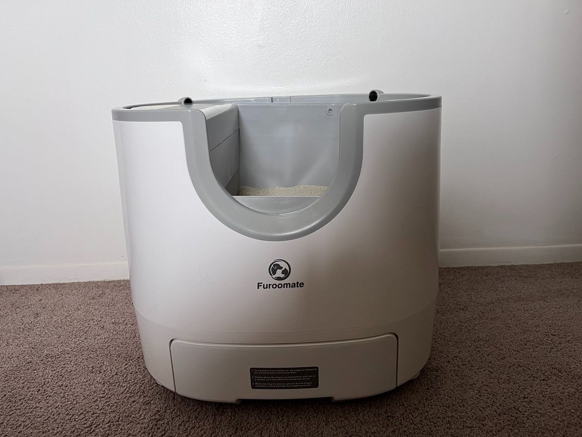 Furoomate Self-Cleaning Litter Box