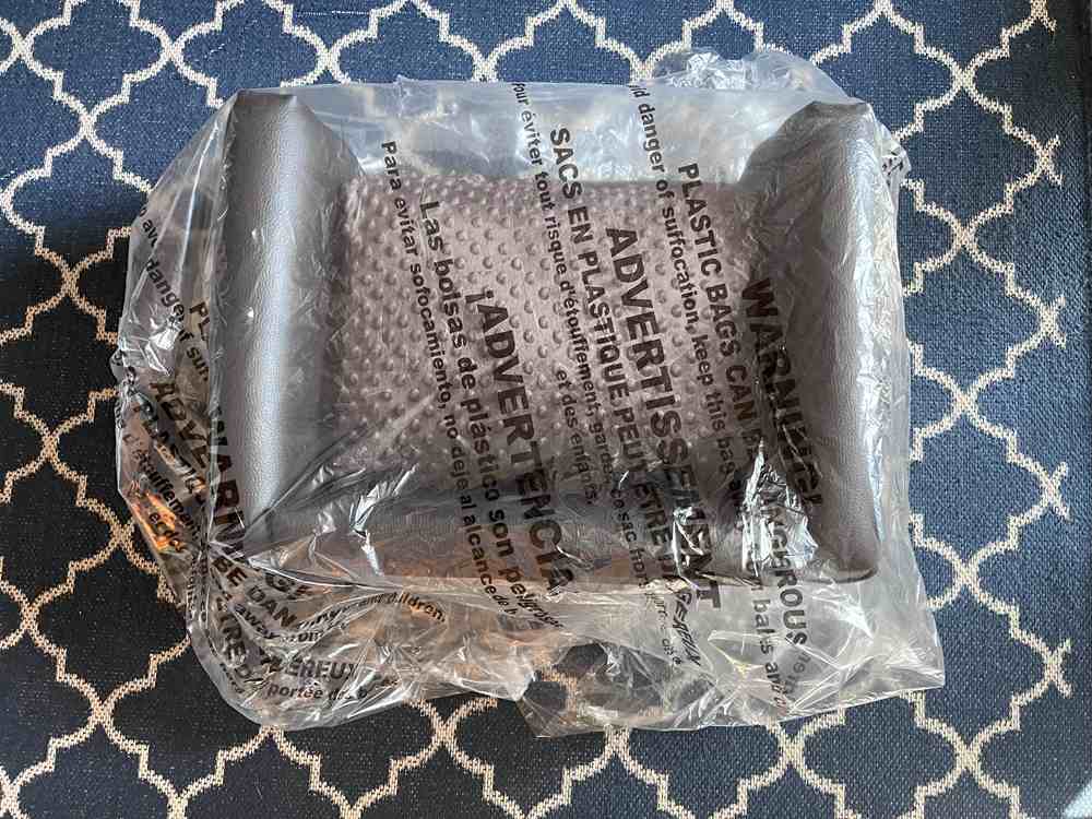 Keet Fluffy Deluxe Pet Sofa