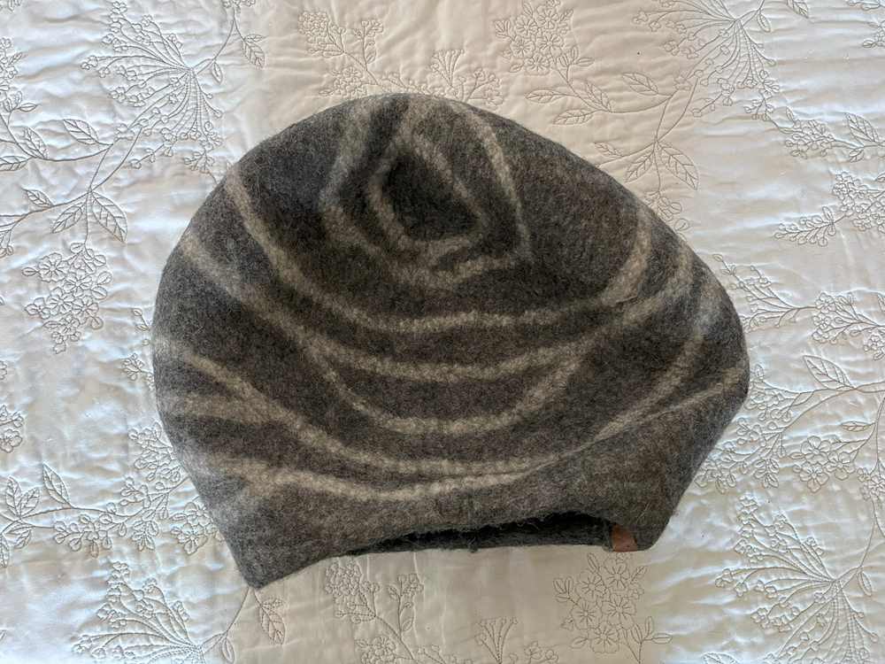 Meowfia Premium Felt Cat Cave