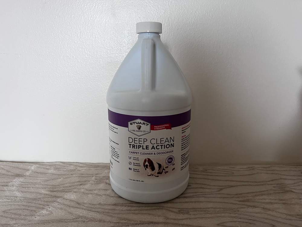 Stuart Pet Supply Co. Carpet Cleaner Solution and Deodorizer